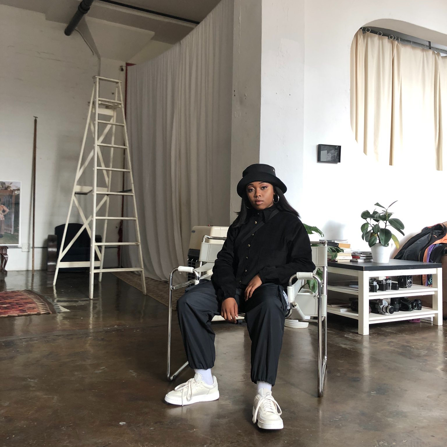 AE8305B3-9950-4751-8EC5-588630352E8F